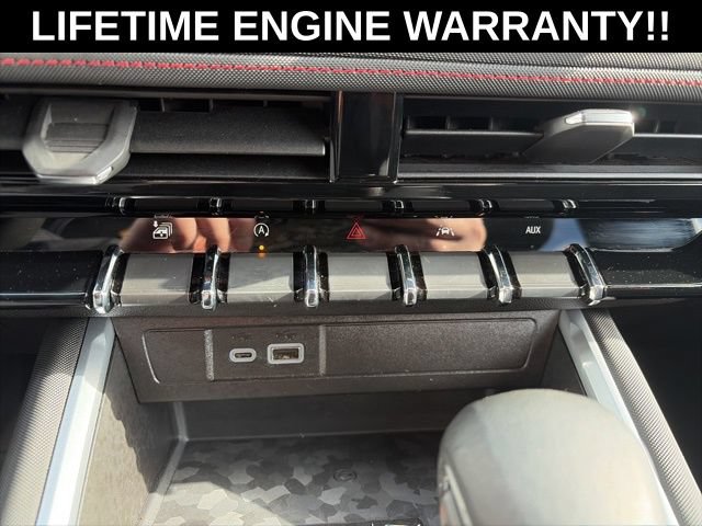 Used 2024 Chevrolet Colorado Z71 w/ Z71 Convenience Package 2 AWD/4WD image 20