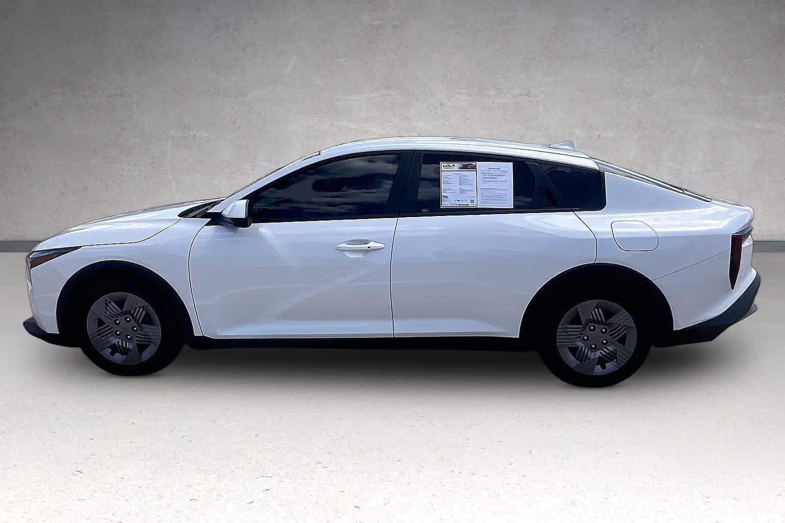 Certified 2025 Kia K4 FWD image 3