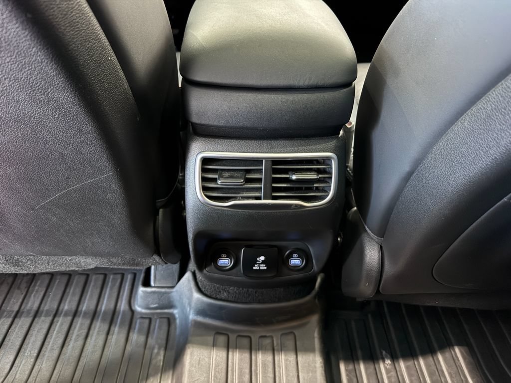 Used 2022 Hyundai Santa Fe Calligraphy AWD/4WD image 28