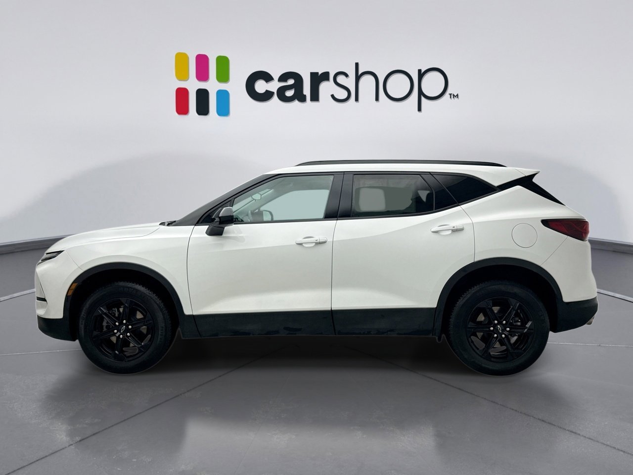 Used 2024 Chevrolet Blazer LT w/ Midnight/Sport Edition image 2