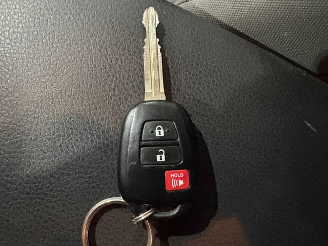 Certified 2021 Toyota Tacoma SR image 18