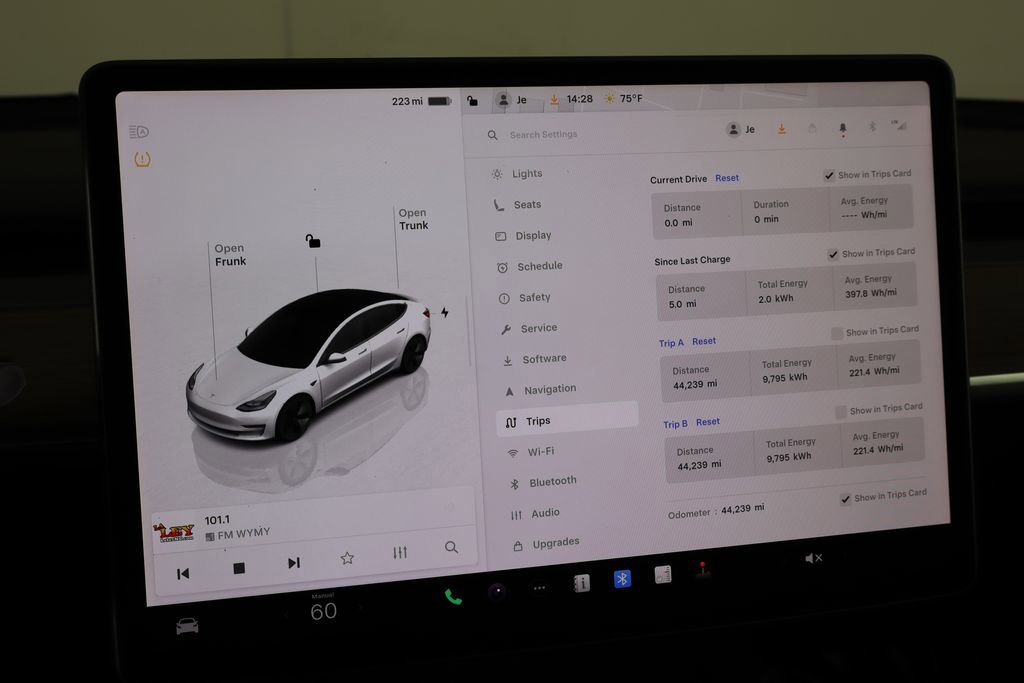 Used 2023 Tesla Model 3 Standard Range RWD image 41