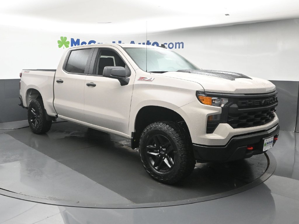 New 2026 Chevrolet Silverado 1500 Custom Trail Boss AWD/4WD image 2
