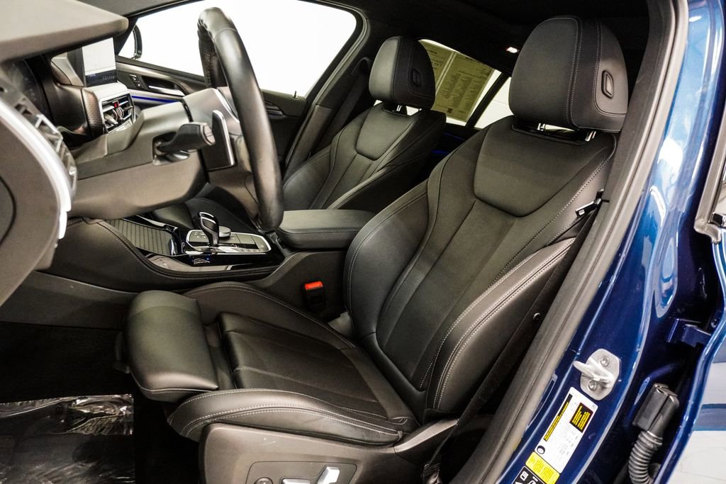 Used 2023 BMW X4 xDrive30i w/ M Sport Package image 6