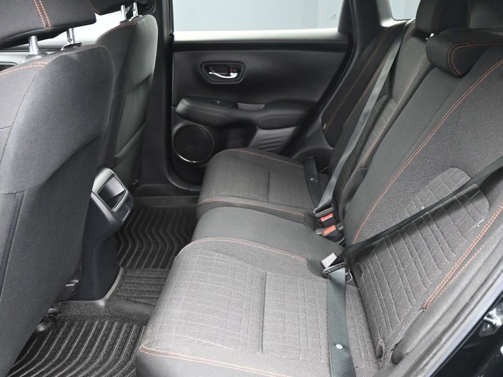 Used 2023 Honda HR-V Sport image 12