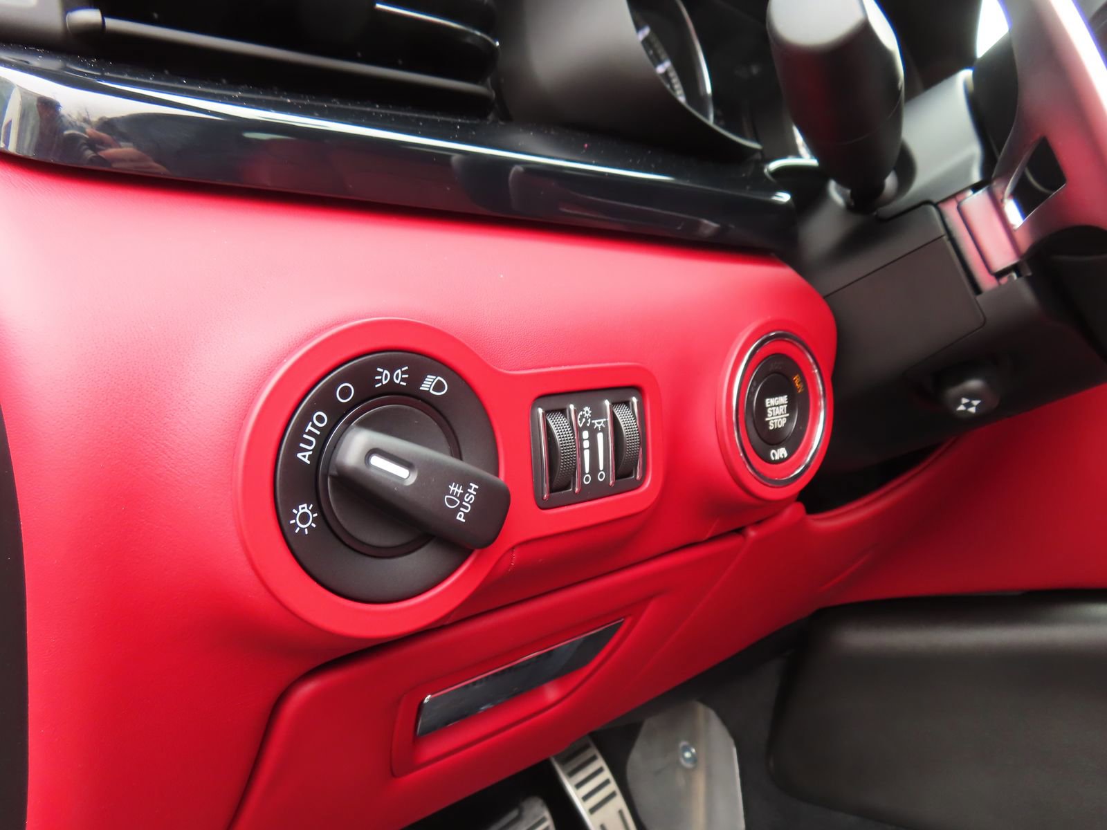 Used 2022 Maserati Quattroporte Modena Q4 image 18