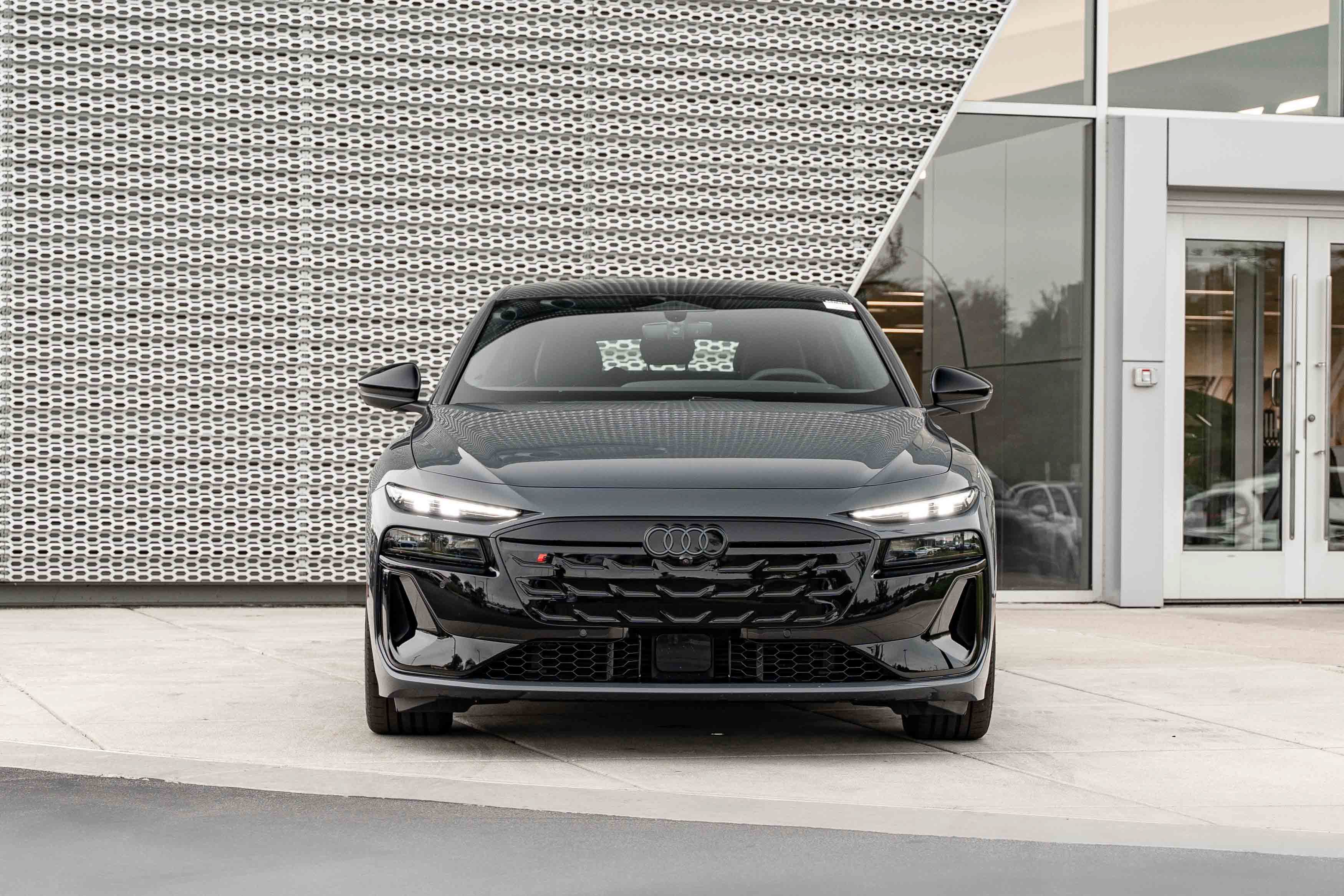 New 2027 Audi S6 e-tron Prestige AWD/4WD image 35
