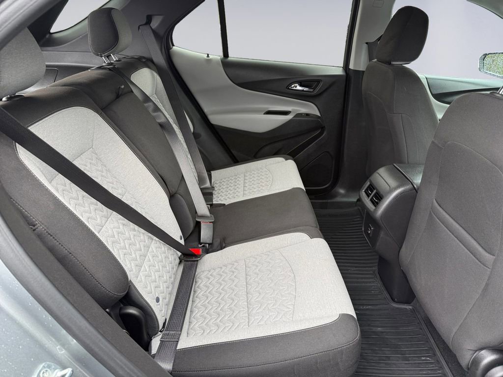 Used 2023 Chevrolet Equinox LT w/ Driver Convenience Package AWD/4WD image 19