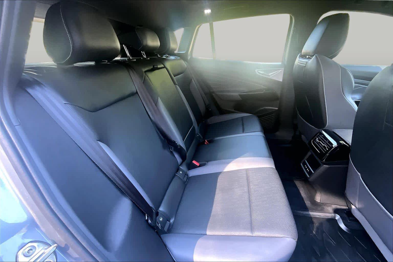 Used 2023 Volkswagen ID.4 Pro S RWD image 19
