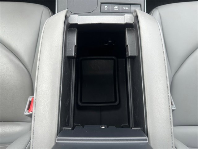 Used 2022 Toyota Highlander XLE image 21