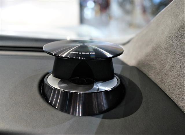 Used 2012 Aston Martin DBS Coupe image 35