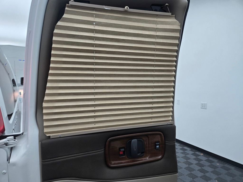 Used 2020 GMC Savana 2500 Extended w/ Enhanced Convenience Package image 11