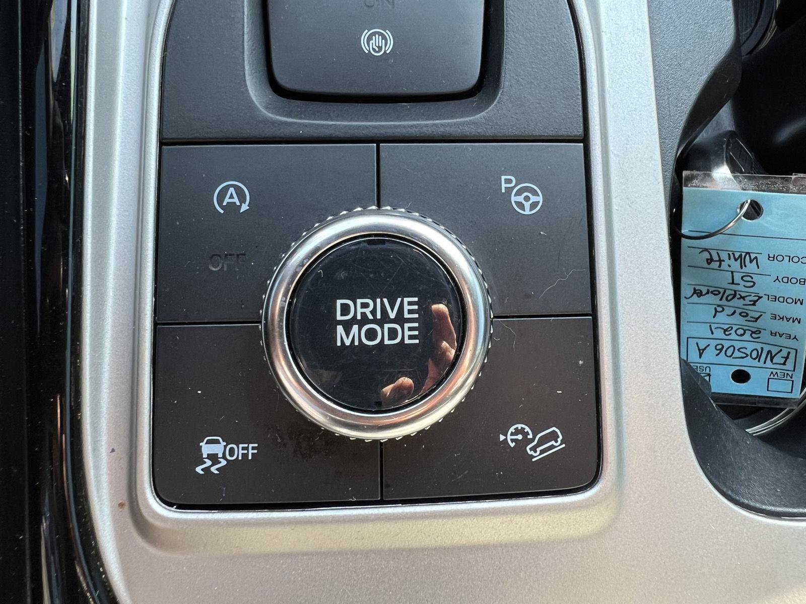 Used 2021 Ford Explorer ST w/ Equipment Group 401A image 39