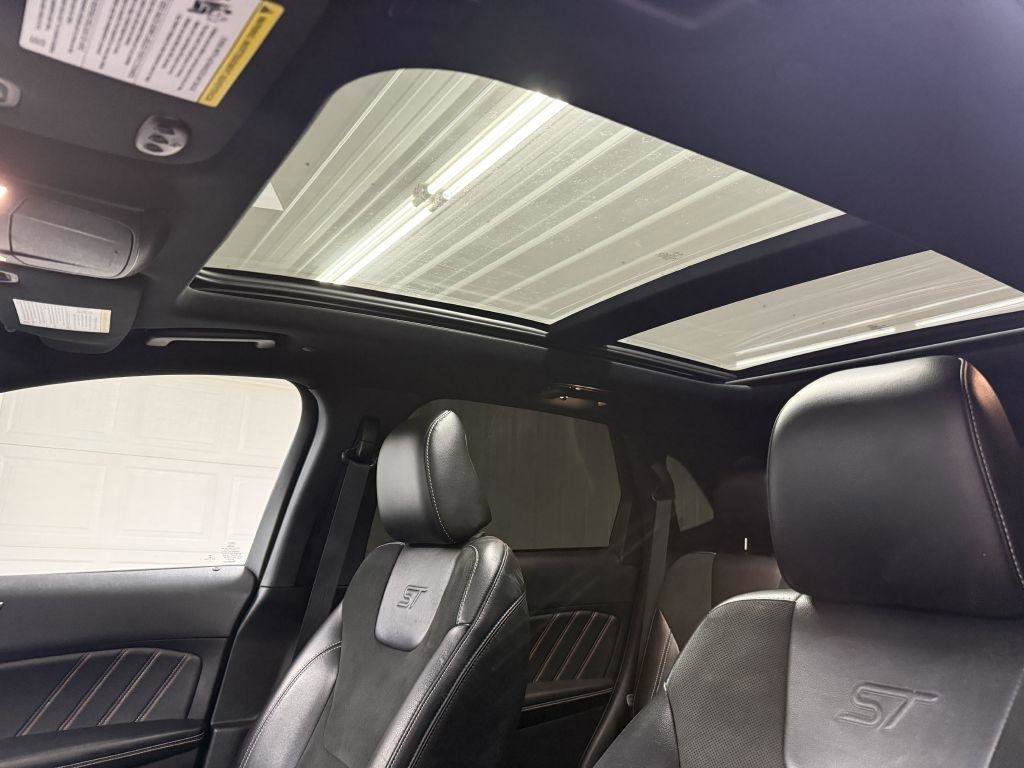 Used 2020 Ford Edge ST w/ Equipment Group 401A image 12