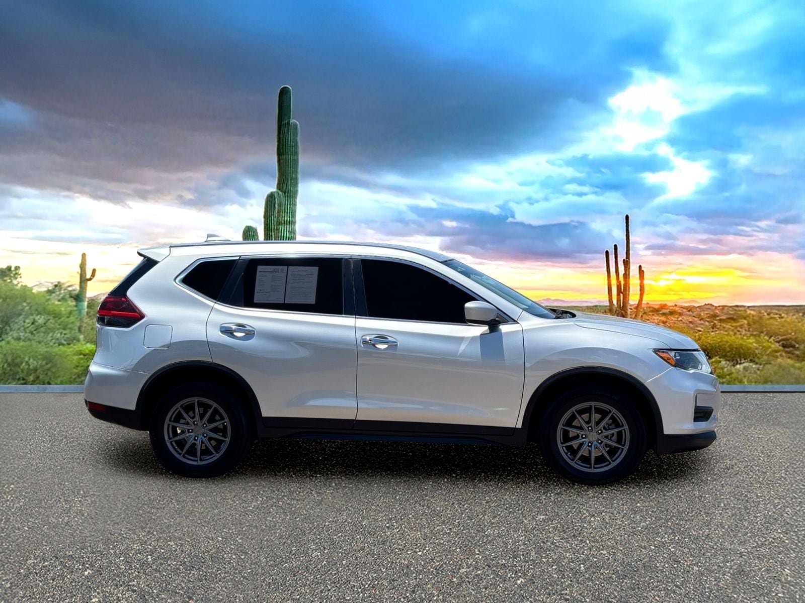 Used 2020 Nissan Rogue S FWD image 6