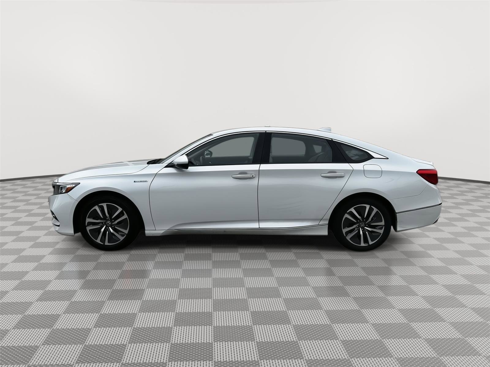 Certified 2019 Honda Accord Touring image 3