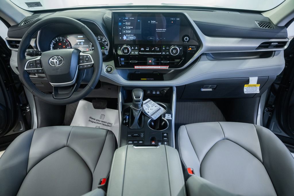 New 2026 Toyota Highlander XLE AWD/4WD image 20