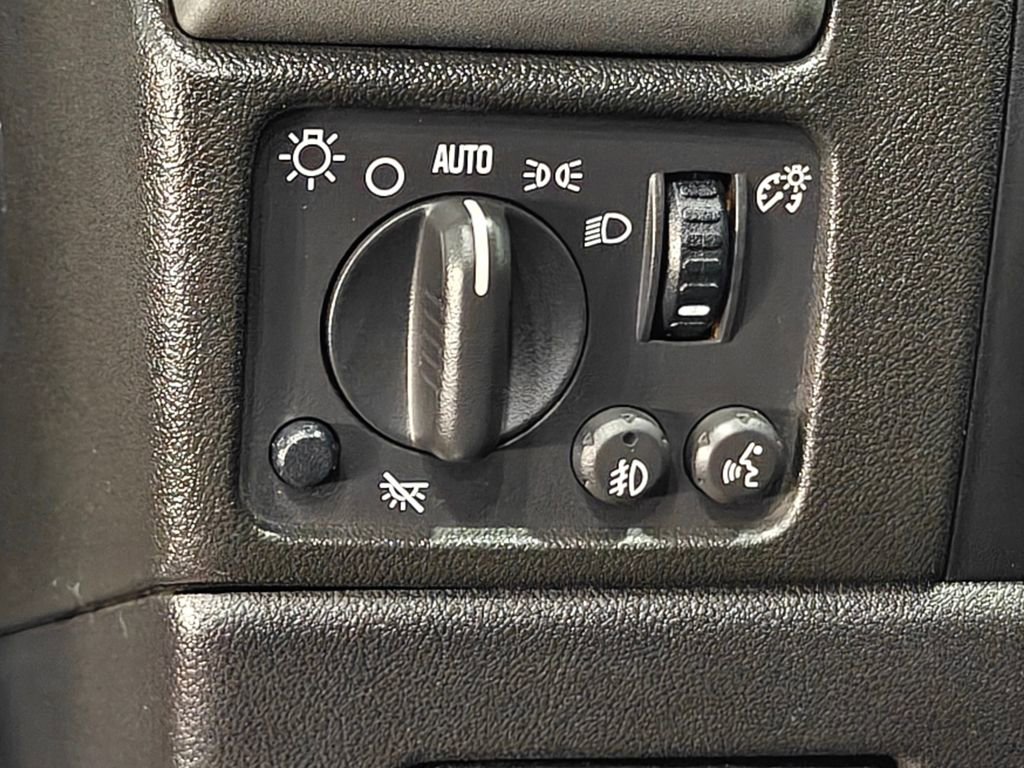 Used 2012 GMC Canyon SLE AWD/4WD image 11