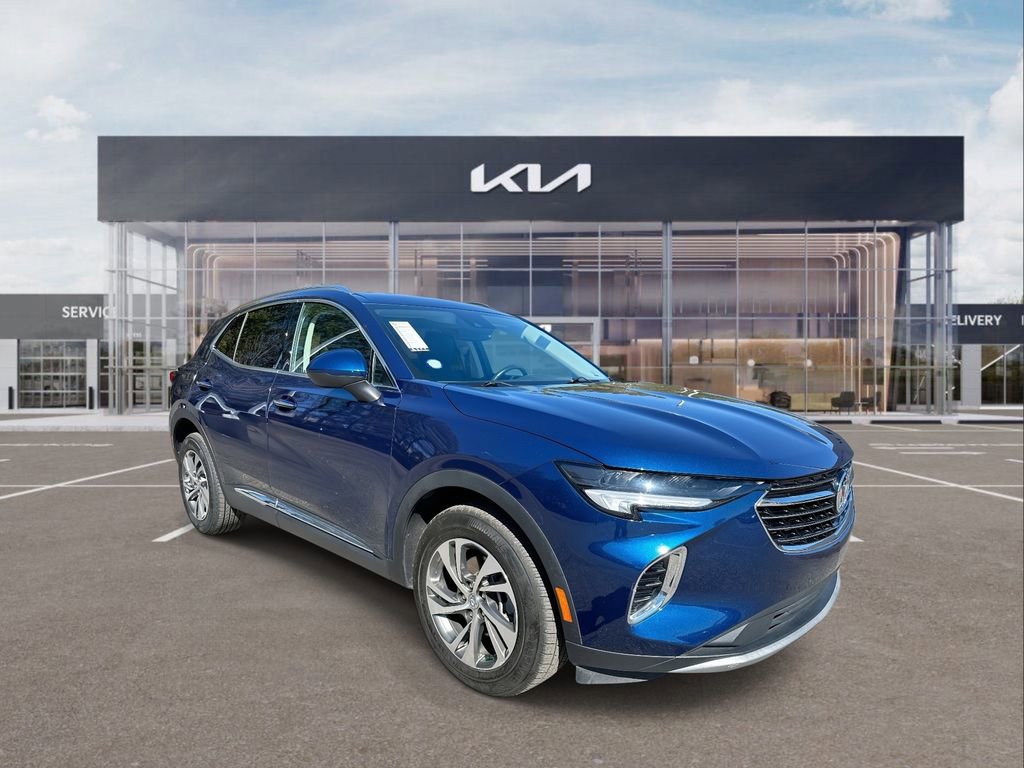 Used 2023 Buick Envision Essence image 2