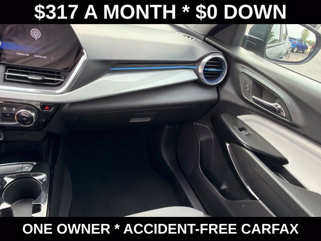 Used 2025 Chevrolet Trax LT FWD image 29
