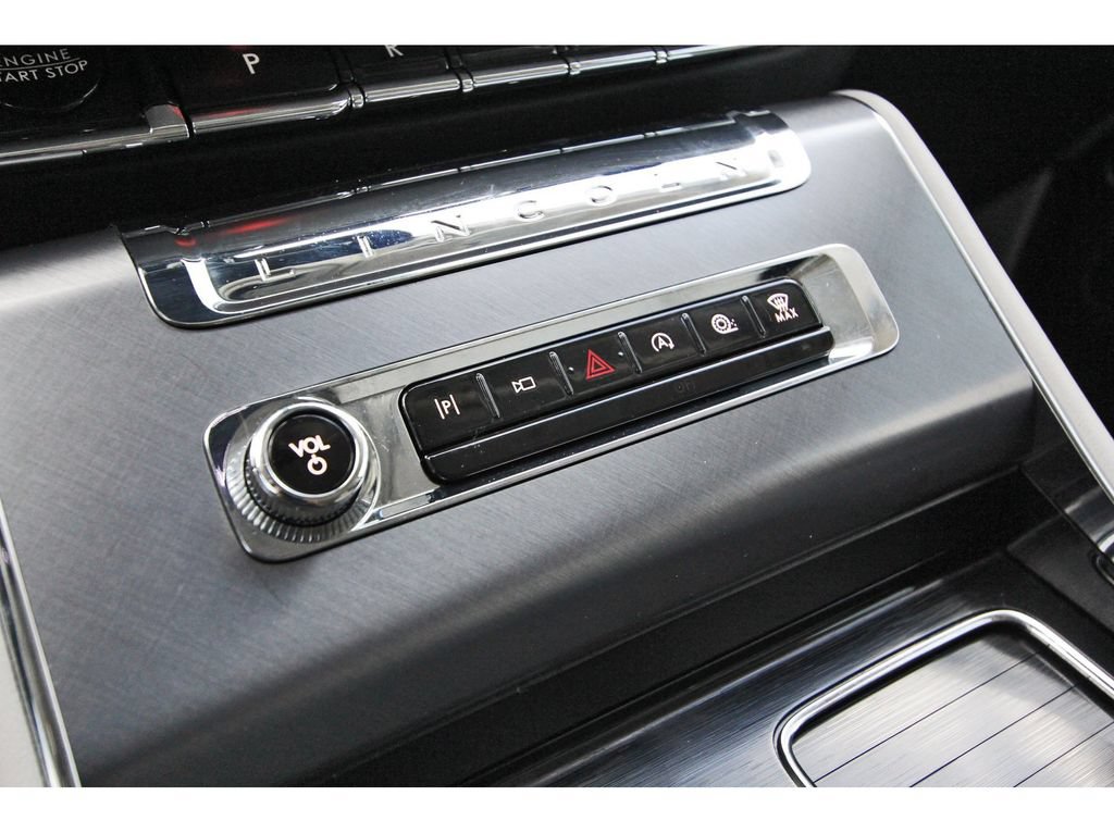 Used 2025 Lincoln Aviator 2WD image 27
