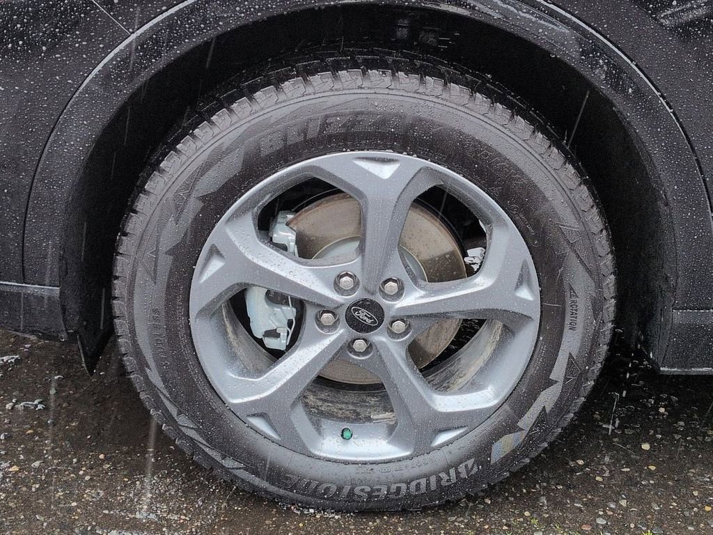 Used 2024 Ford Escape ST-Line w/ Tech Pack #1 image 32