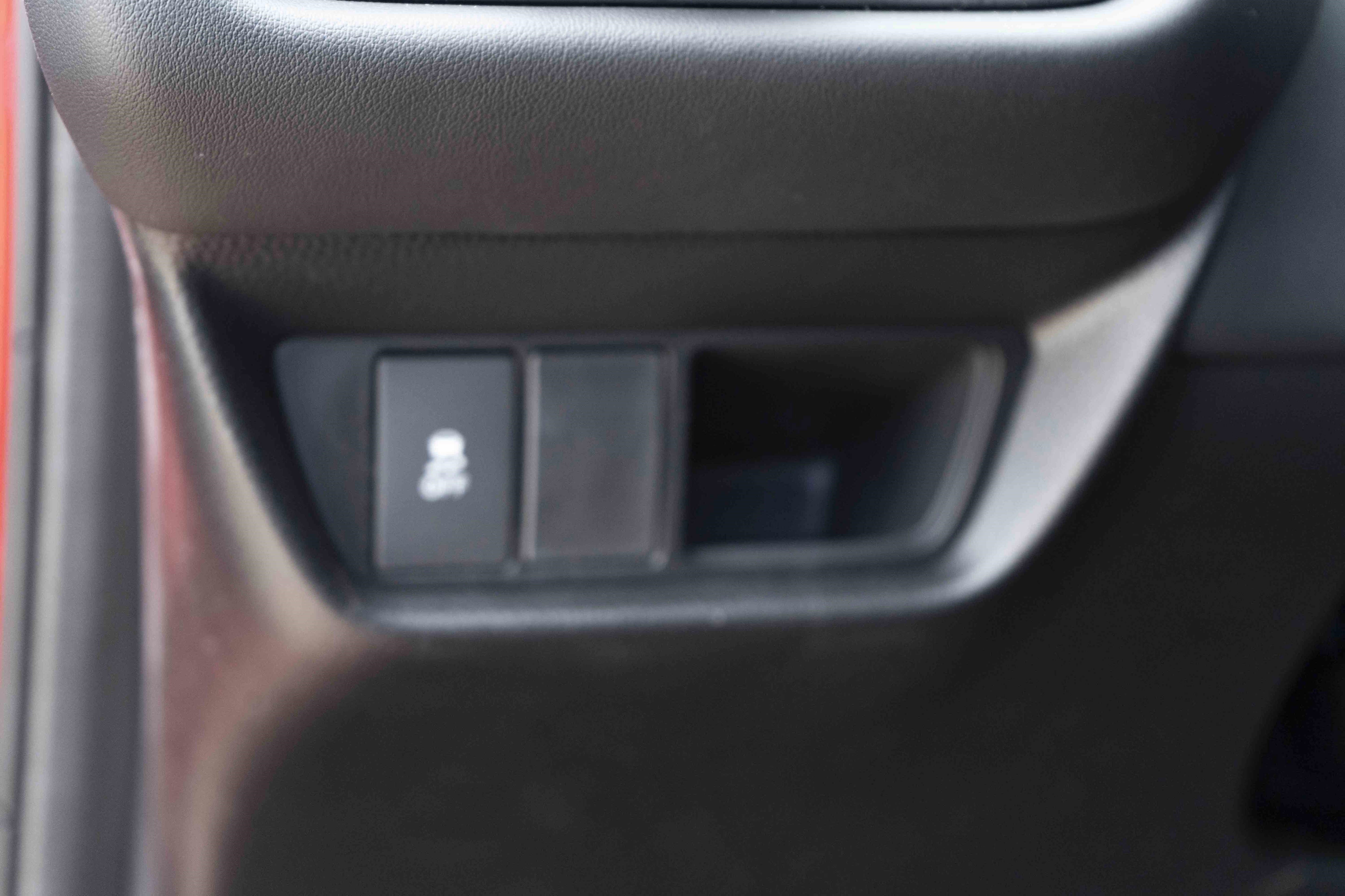 Used 2026 Honda HR-V Sport image 39