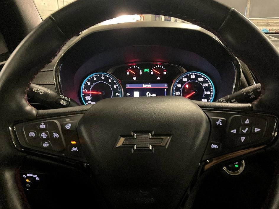 Used 2024 Chevrolet Equinox RS w/ RS Leather Package image 24