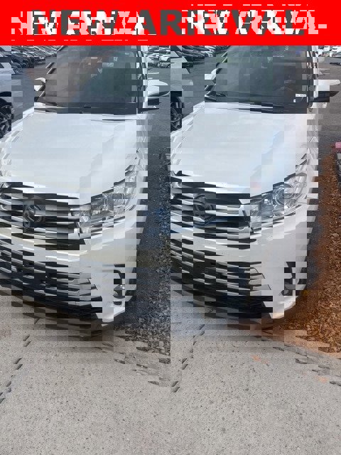 Used 2018 Toyota Highlander Plus image 5