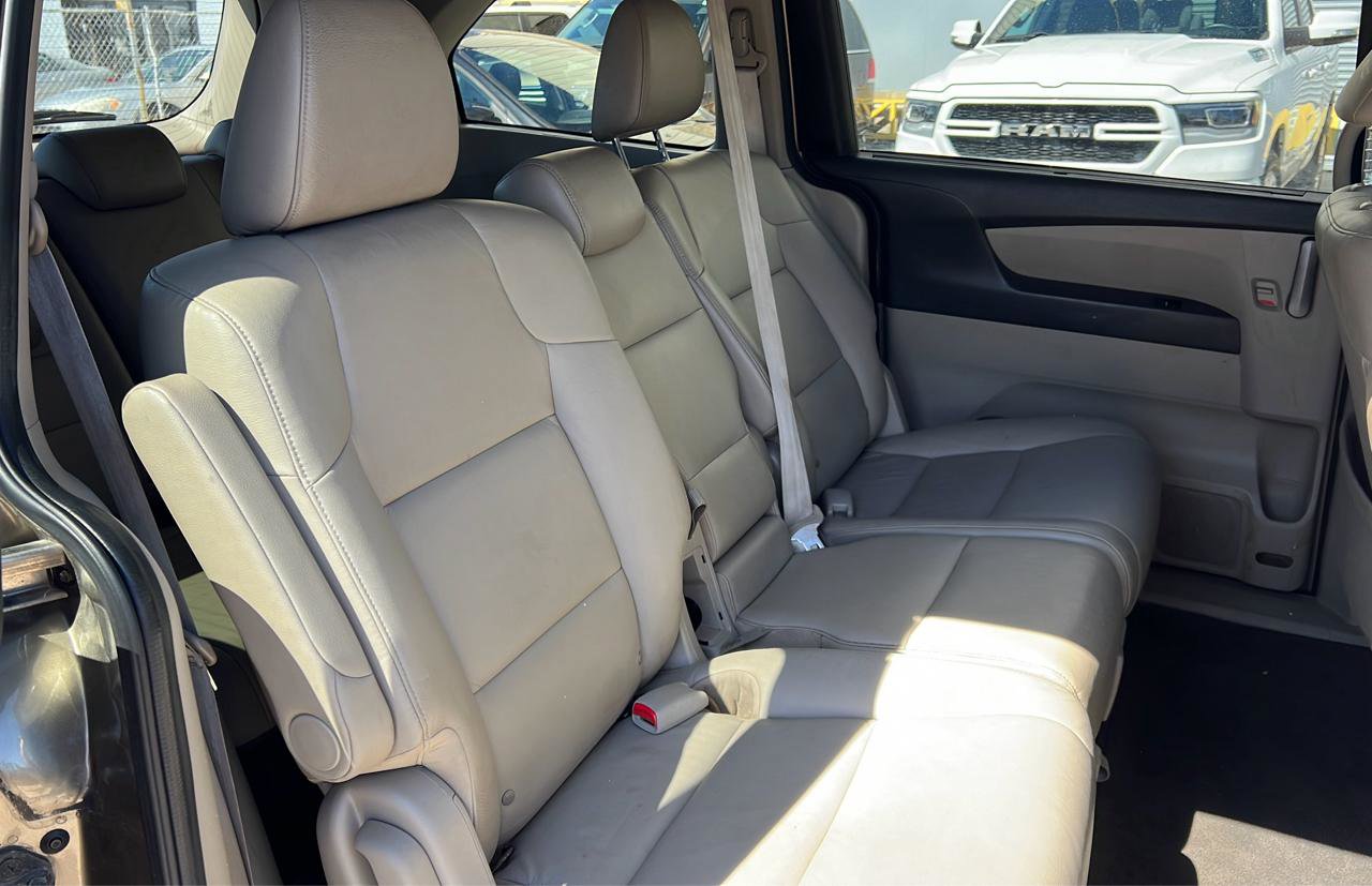 Used 2012 Honda Odyssey EX-L image 12