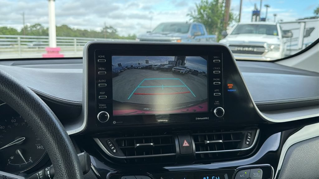 Used 2021 Toyota C-HR LE FWD image 21