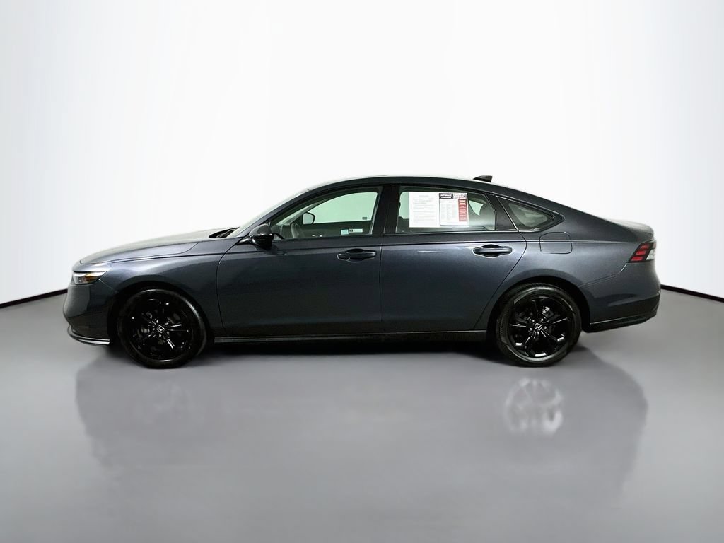 Used 2025 Honda Accord SE image 5