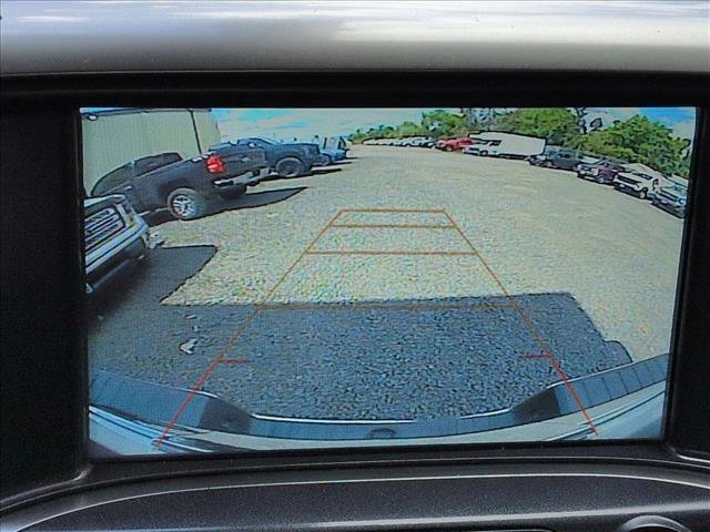 Used 2018 Chevrolet Silverado 1500 LT AWD/4WD image 11