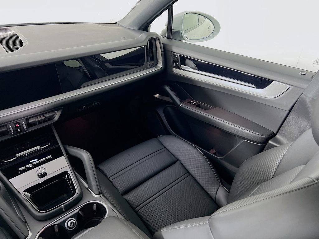 New 2026 Porsche Cayenne Coupe image 26