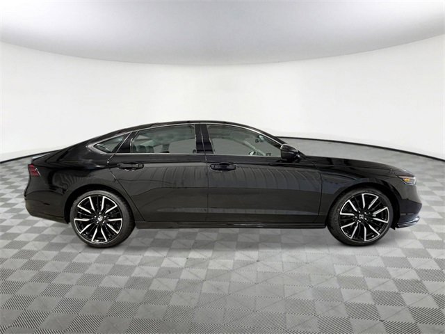 New 2025 Honda Accord Touring image 7