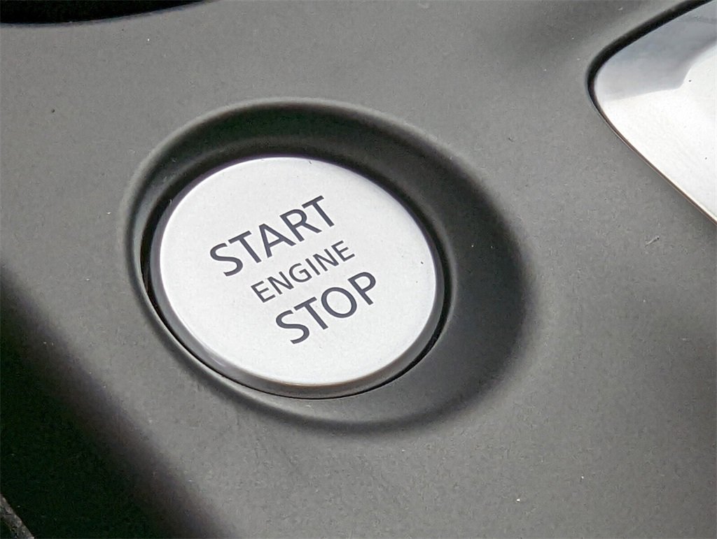 New 2025 INFINITI QX50 Luxe w/ Accent Package image 15