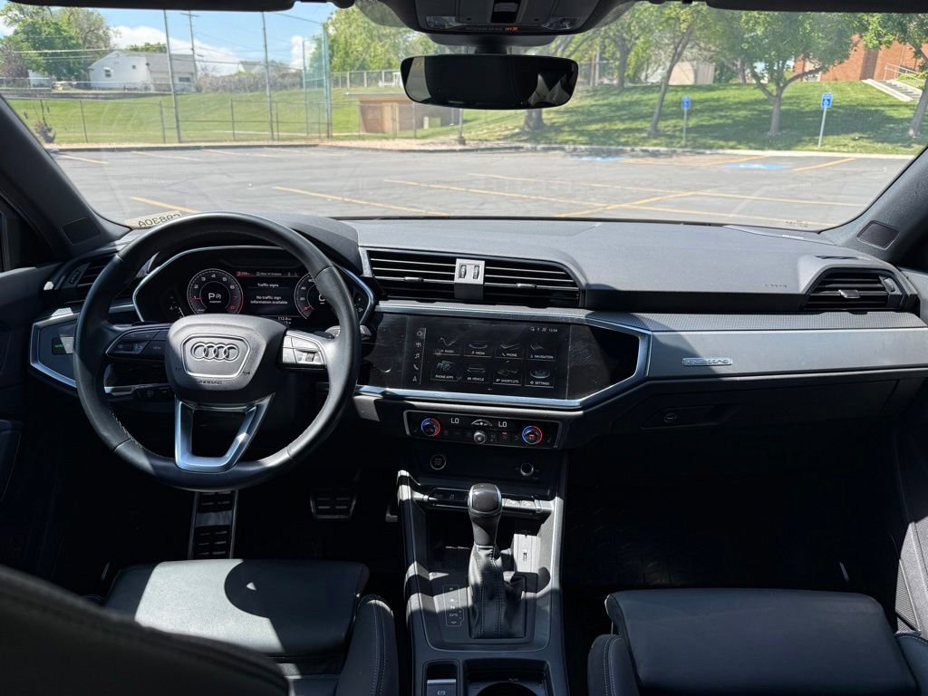 Used 2021 Audi Q3 2.0T Premium Plus AWD/4WD image 12