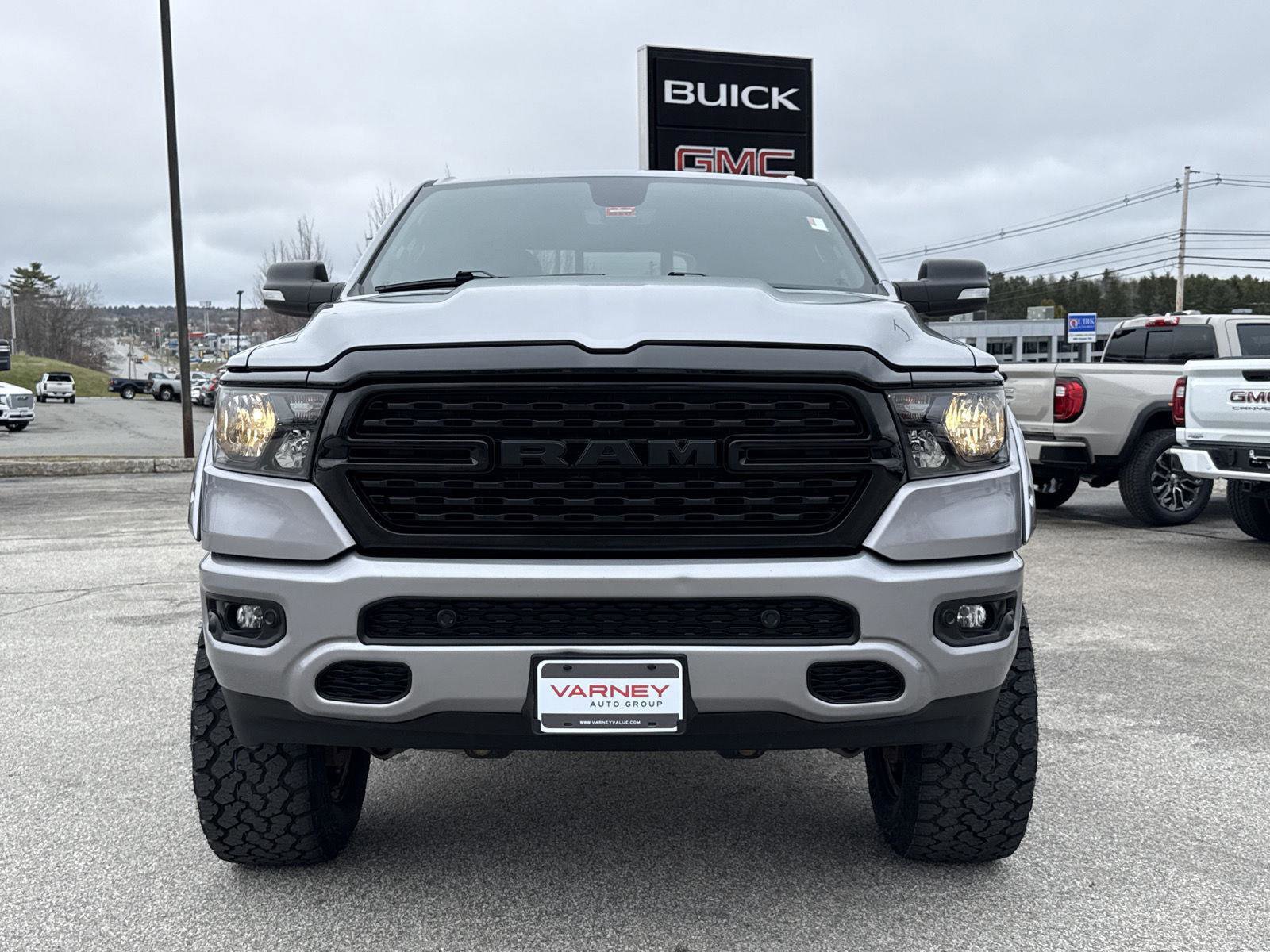 Used 2022 RAM 1500 Big Horn w/ Night Edition AWD/4WD image 2