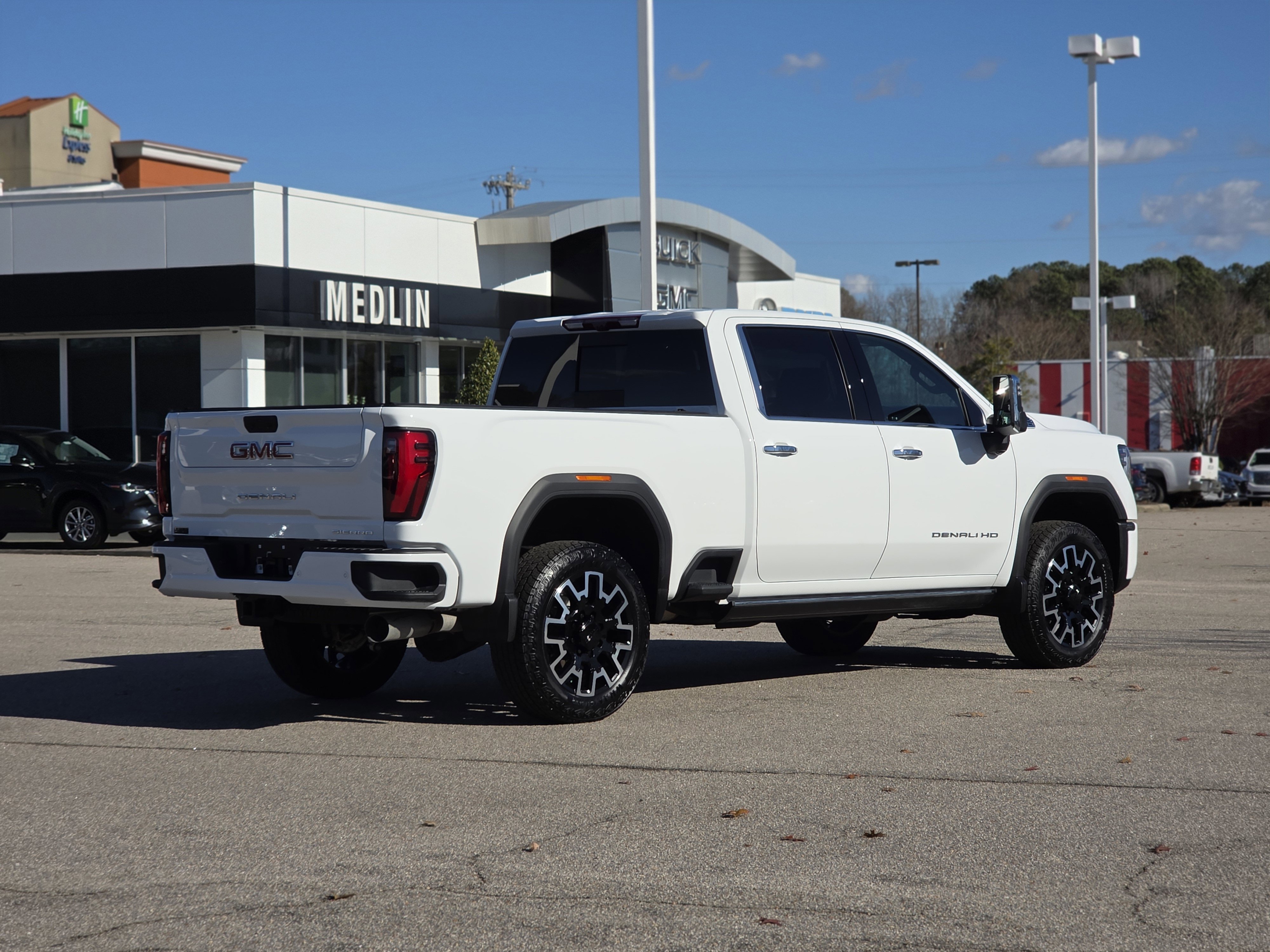 Used 2025 GMC Sierra 2500 Denali w/ Denali Reserve Package image 7
