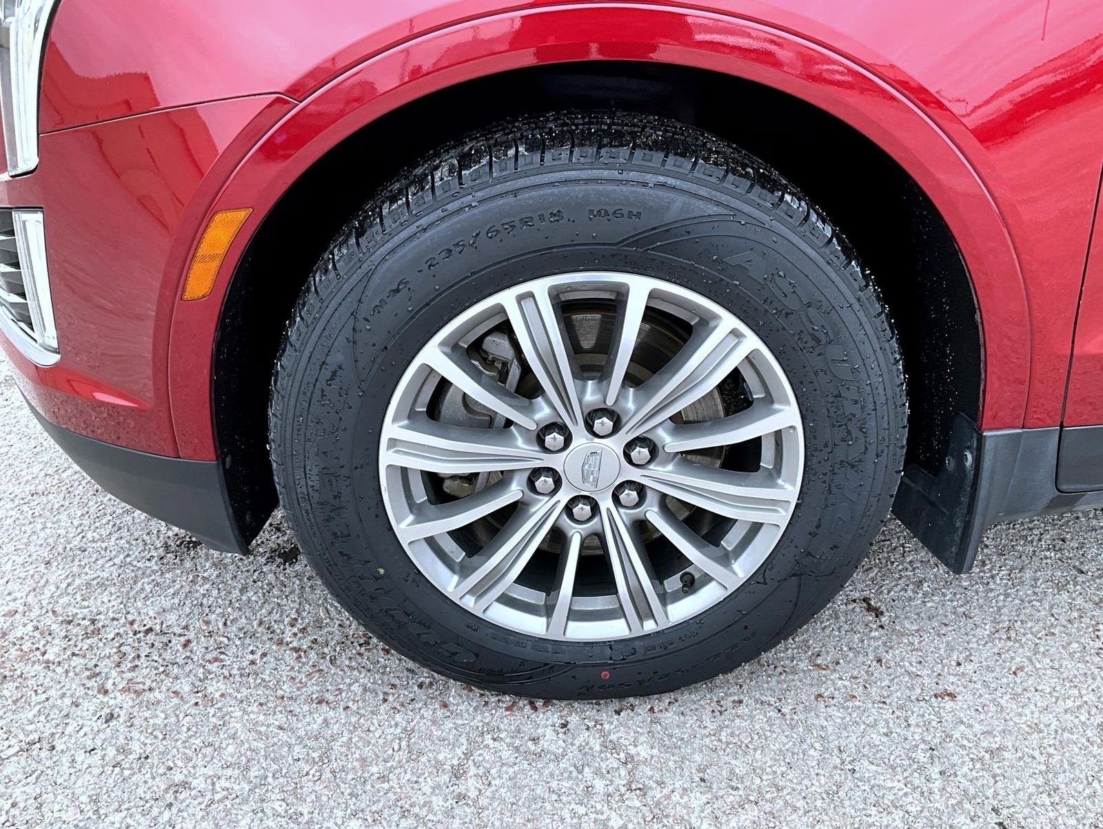 Used 2019 Cadillac XT5 Luxury image 22