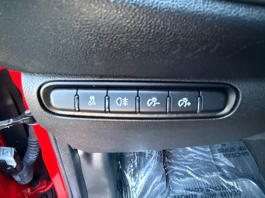 Used 2024 FIAT 500 e (RED) image 16