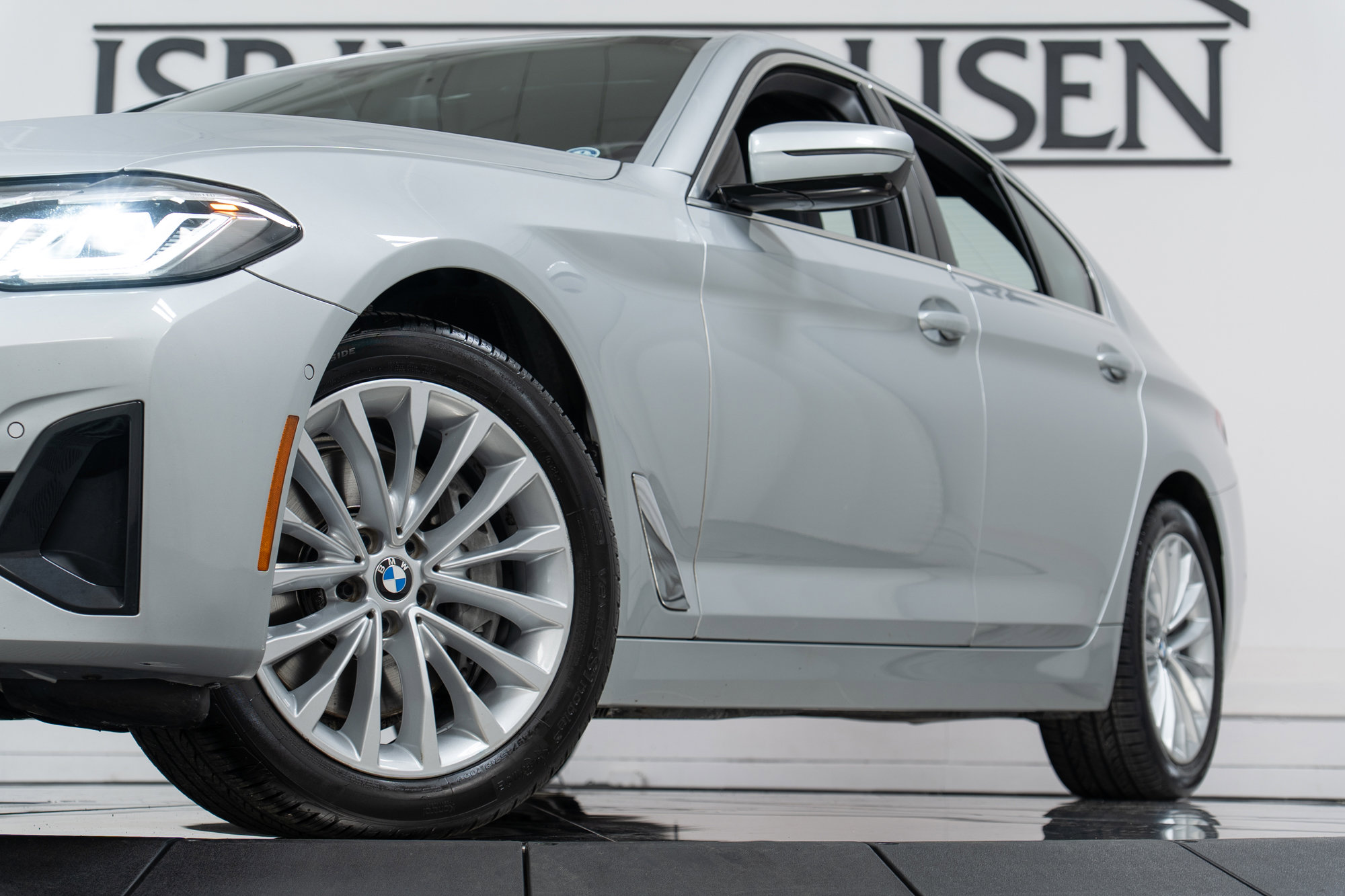 Used 2021 BMW 540i xDrive 540i xDrive w/ Premium Package image 27