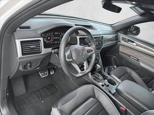Used 2022 Volkswagen Atlas Cross Sport SEL Premium R-Line image 12