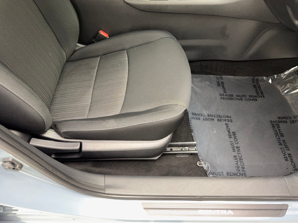 Used 2025 Nissan Sentra SV w/ Trunk Package FWD image 45