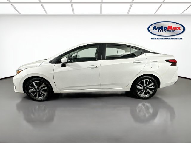 Used 2024 Nissan Versa SV FWD image 8