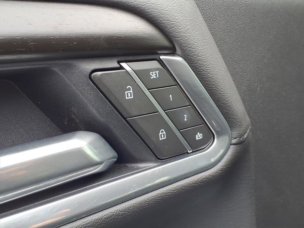 Used 2025 GMC Sierra 3500 Denali w/ Denali Reserve Package image 13