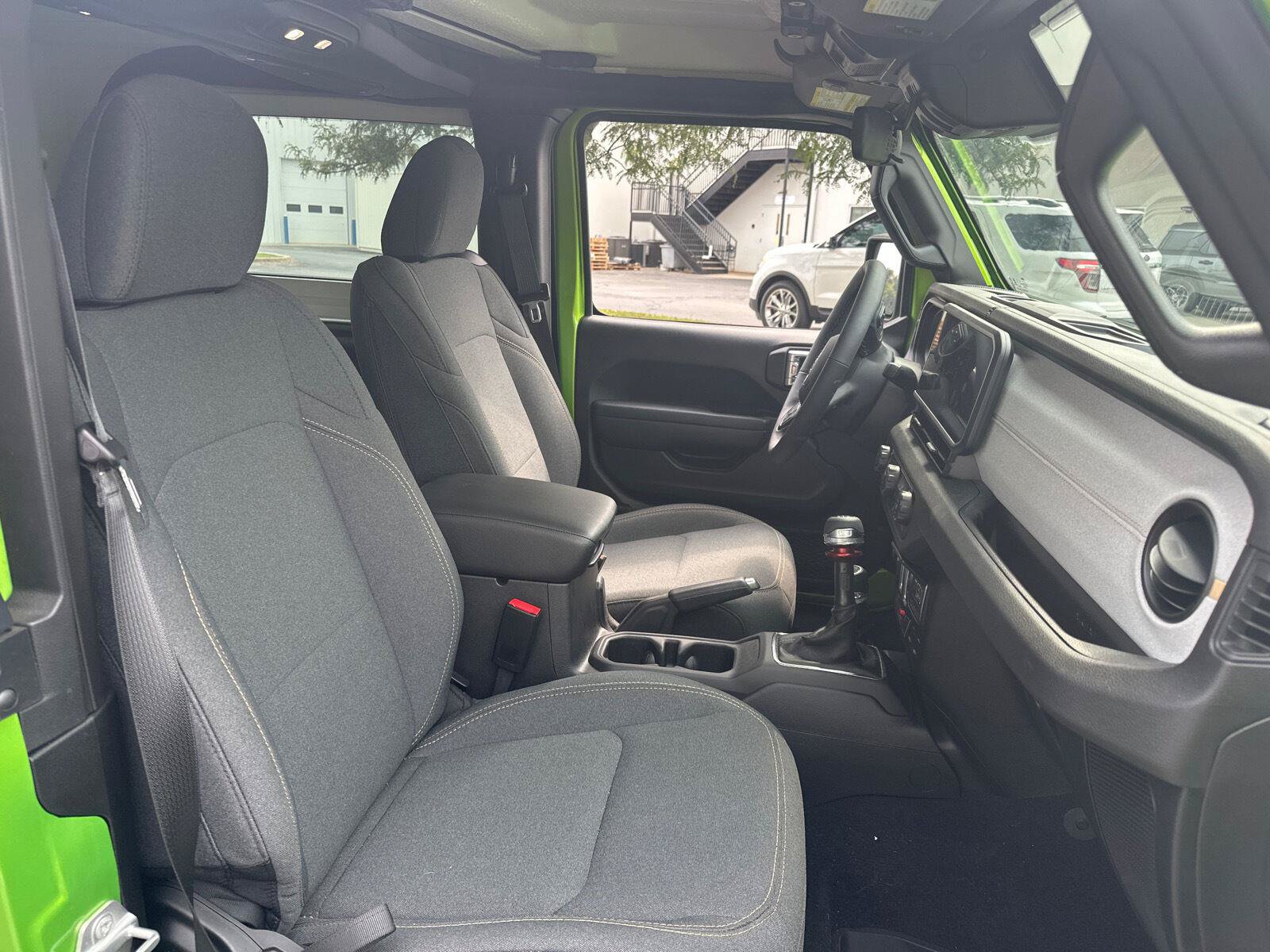 Used 2025 Jeep Wrangler Sport AWD/4WD image 14
