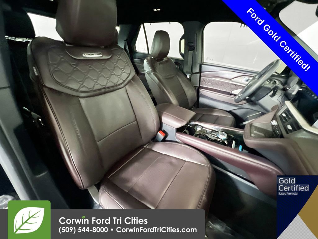 Used 2025 Ford Explorer Platinum w/ Ultimate Package AWD/4WD image 16
