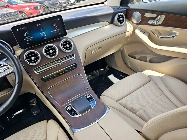 Certified 2020 Mercedes-Benz GLC 300 4MATIC image 31