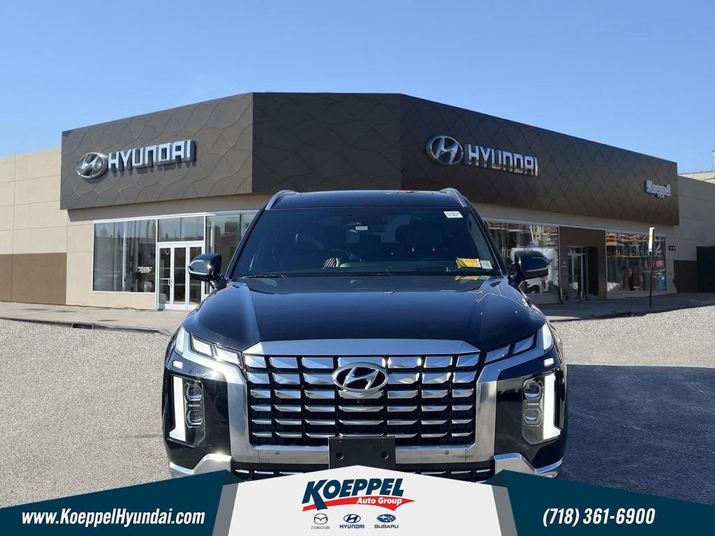 Used 2024 Hyundai Palisade Calligraphy AWD/4WD image 2